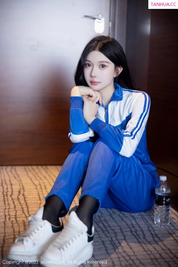   [XiuRen]高清写真图 2023.04.28 No.6660 林珊珊 运动服美腿第12张图片